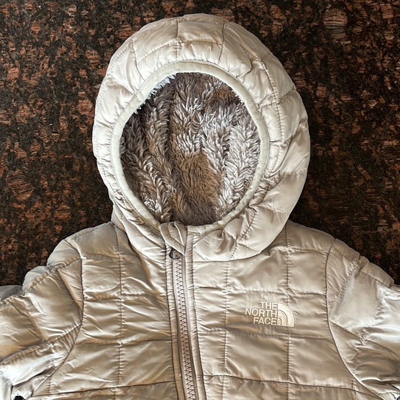 The North Face Baby ThermoBall One-Piece - Picture 2 of 8